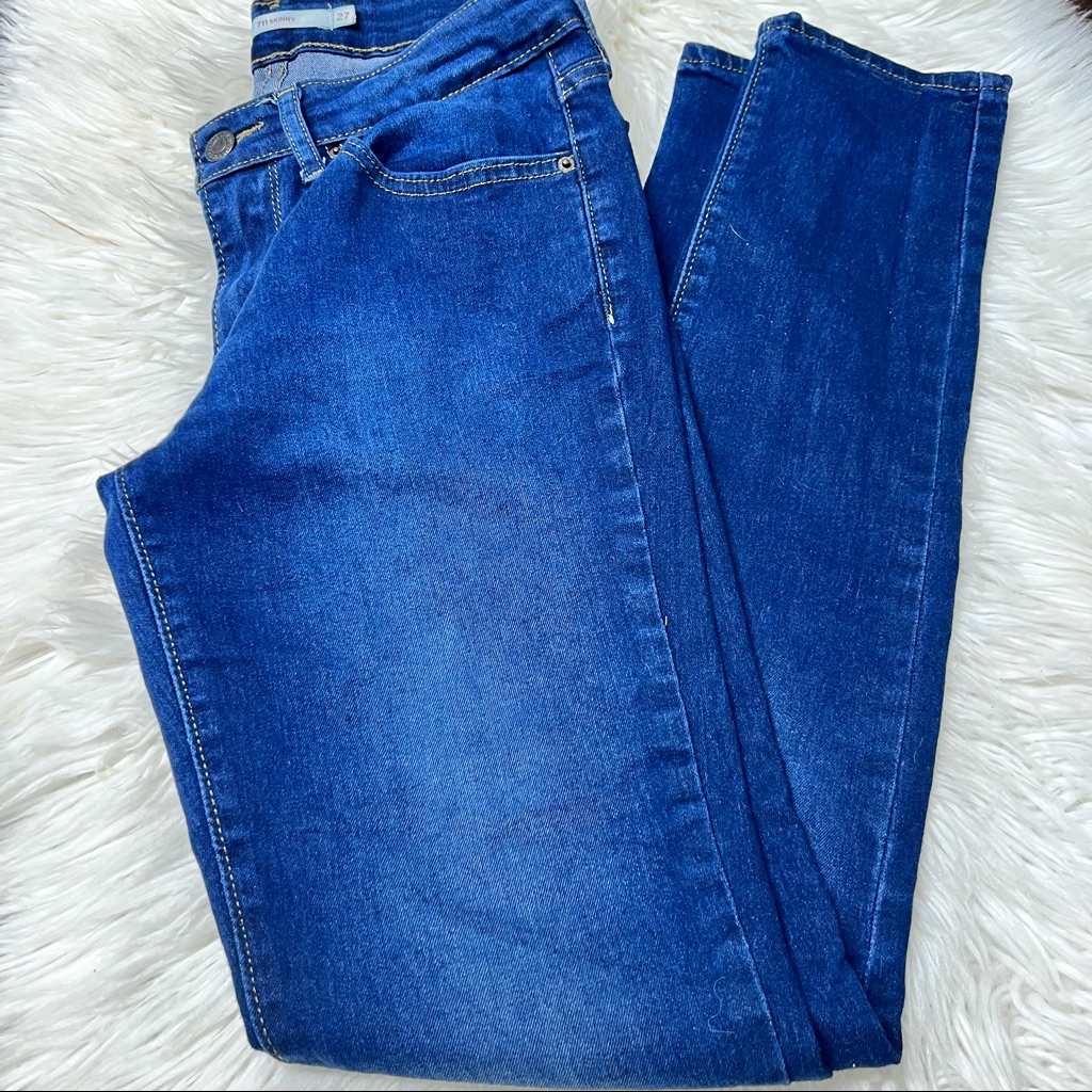 Levi Strauss Co 711 Skinny Jeans Size 27